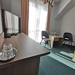 Hotel Zieliniec Poznan