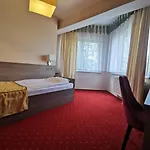 Zieliniec 2* Poznan