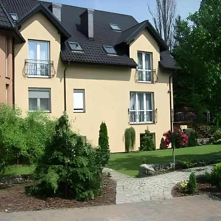 Zieliniec Szálloda 2*