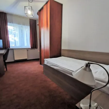 Hotel Zieliniec Poznaň