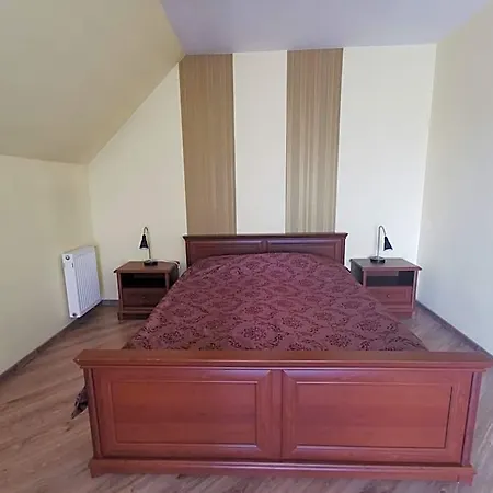 Zieliniec Hotel