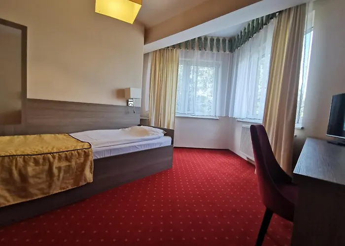 Zieliniec 2* Poznań